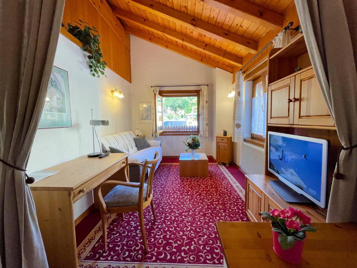 Alledolomiti Boutique Lake Hotel - Adults Friendly Molveno Exterior photo