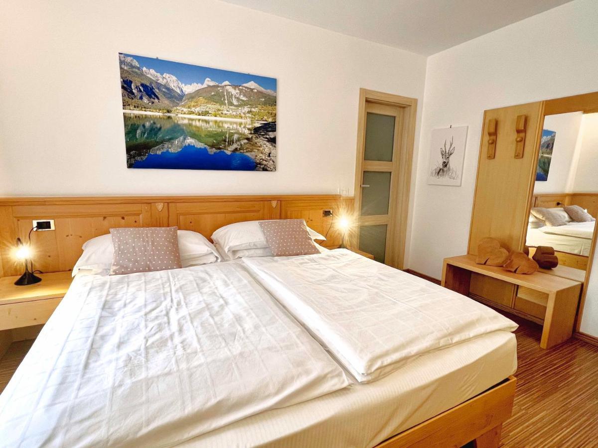 Alledolomiti Boutique Lake Hotel - Adults Friendly Molveno Exterior photo