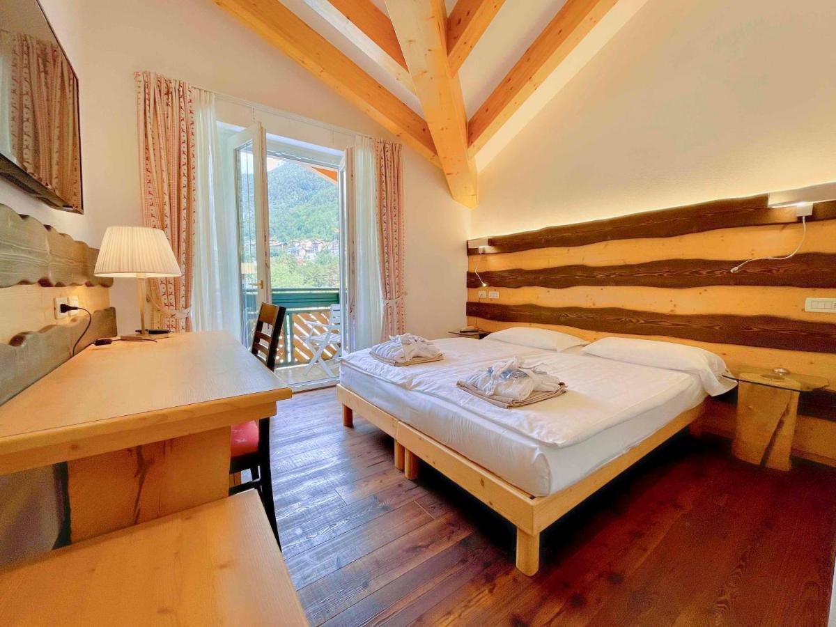 Alledolomiti Boutique Lake Hotel - Adults Friendly Molveno Exterior photo